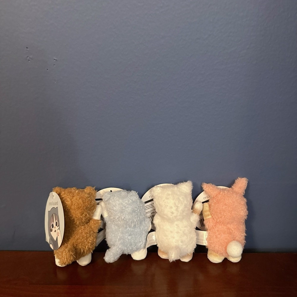 Complete Set of Four 5” Mofusand Cat Plush in Bear Pajamas Toys - Picture 2 of 2
